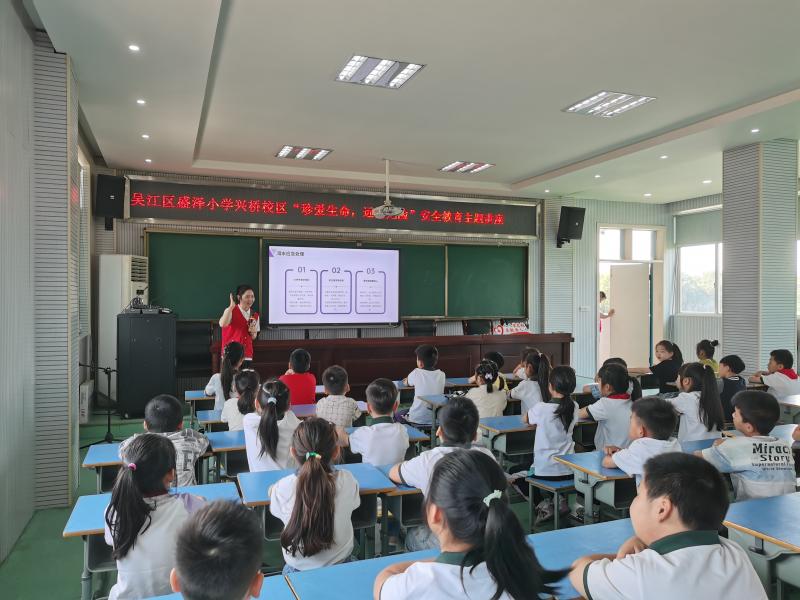 B23ECDDD37DD245FB9269E9640FAB2AC.jpg